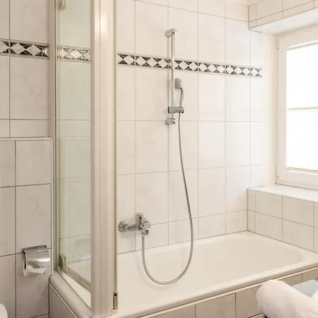 Schlosshotel Seewirt Hotel Predlitz-Turrach